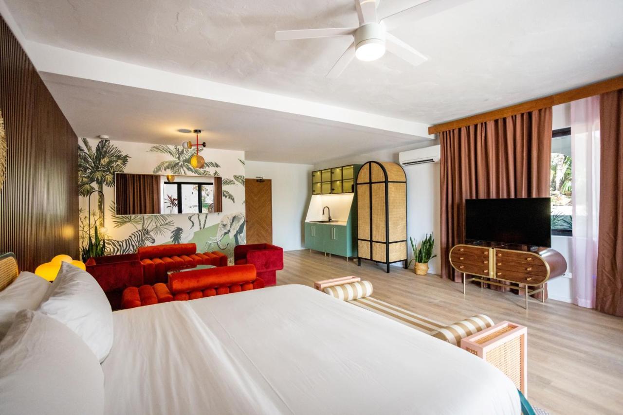 שארלוט אמלי The Pink Palm Hotel - Adults Only מראה חיצוני תמונה
